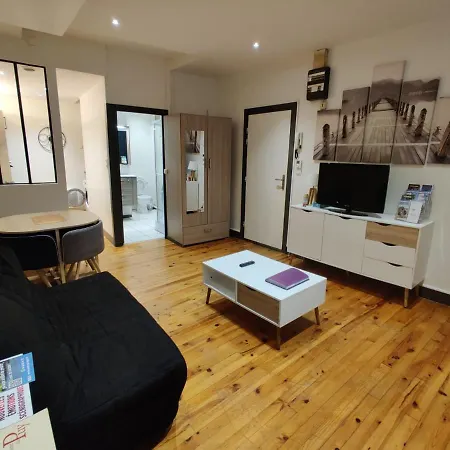 Dans Centre Historique Apartamento